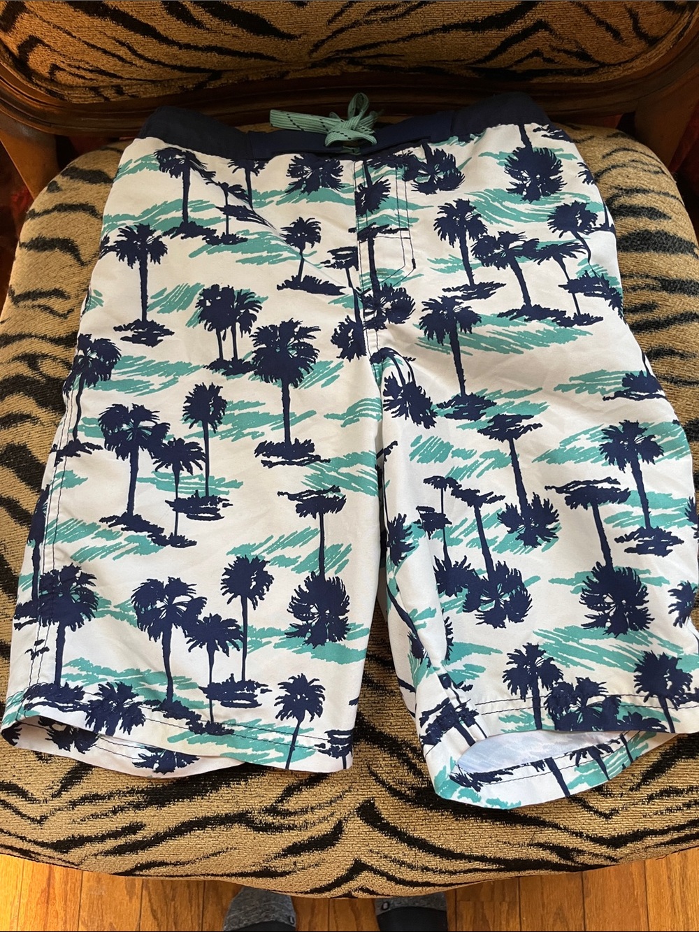 Cat & Jack Boy’s Palm Tree Swim Shorts - White, Teal & Navy Size L 12/14